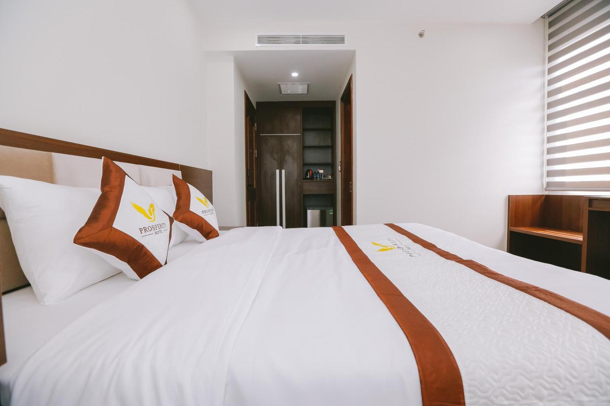 Prosperity Boutique Halong Hotel & Restaurent Ha Long Dış mekan fotoğraf