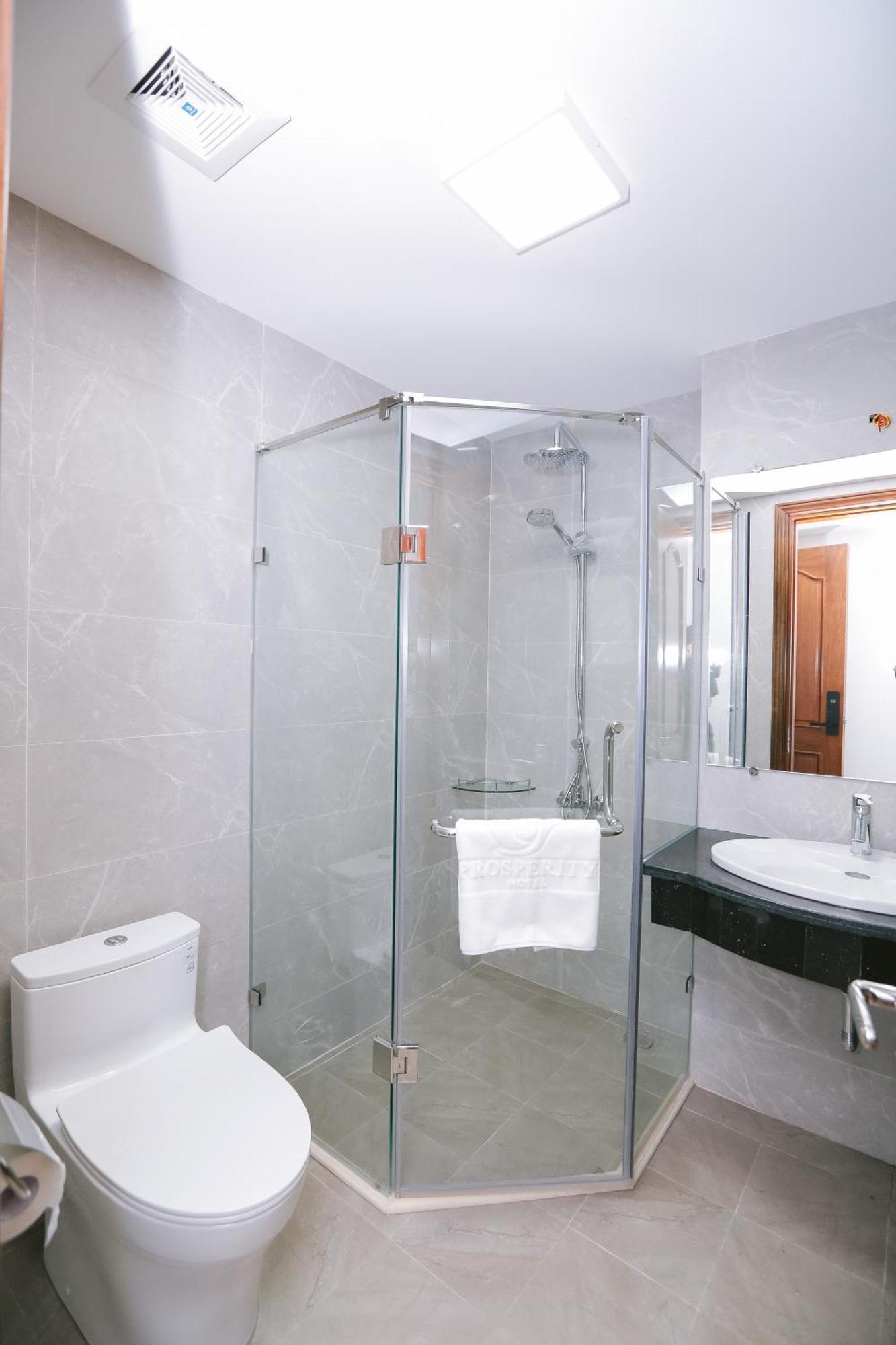 Prosperity Boutique Halong Hotel & Restaurent Ha Long Dış mekan fotoğraf