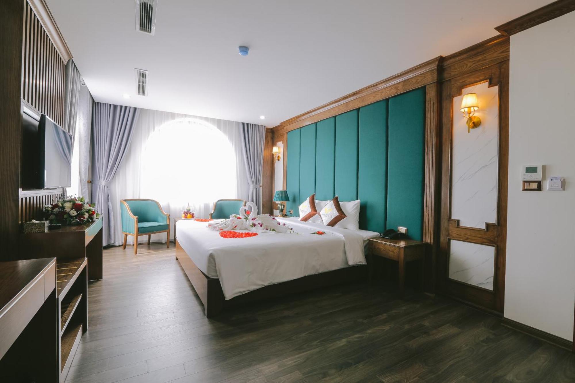 Prosperity Boutique Halong Hotel & Restaurent Ha Long Dış mekan fotoğraf